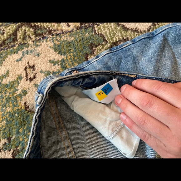 Old Navy denim skirt. Excellent condition, looks new. - Picture 4 of 6